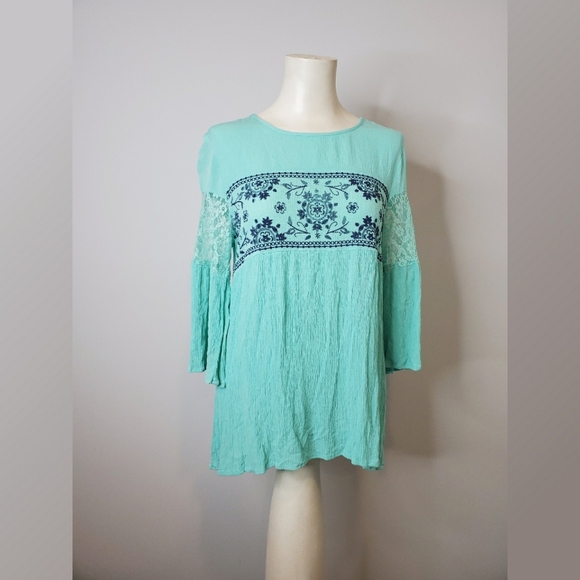 Eyeshadow Jade Top with Umpire Waist - Picture 1 of 4